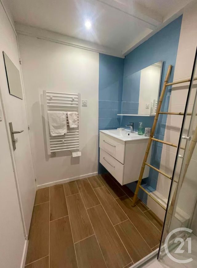 Appartement T2 à vendre - 2 pièces - 40.28 m2 - STE MAXIME - 83 - PROVENCE-ALPES-COTE-D-AZUR - Century 21 Thomas Thum Immobilier