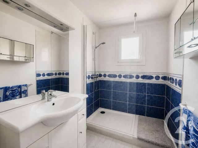 Appartement T2 à vendre - 2 pièces - 51.0 m2 - COGOLIN - 83 - PROVENCE-ALPES-COTE-D-AZUR - Century 21 Thomas Thum Immobilier