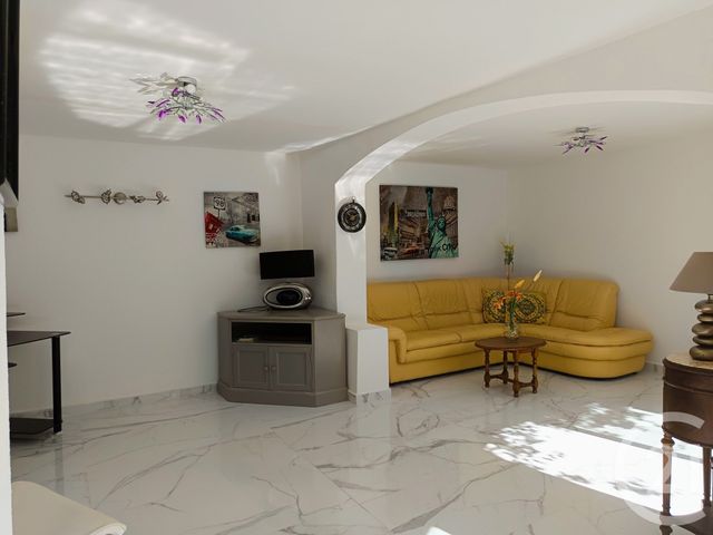 maison à vendre - 4 pièces - 131.0 m2 - STE MAXIME - 83 - PROVENCE-ALPES-COTE-D-AZUR - Century 21 Thomas Thum Immobilier