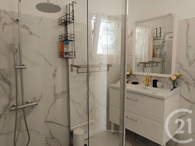 maison à vendre - 4 pièces - 131.0 m2 - STE MAXIME - 83 - PROVENCE-ALPES-COTE-D-AZUR - Century 21 Thomas Thum Immobilier