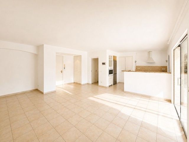 Appartement F3 à vendre - 3 pièces - 93.76 m2 - COGOLIN - 83 - PROVENCE-ALPES-COTE-D-AZUR - Century 21 Thomas Thum Immobilier