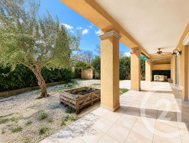 Appartement F3 à vendre - 3 pièces - 93.76 m2 - COGOLIN - 83 - PROVENCE-ALPES-COTE-D-AZUR - Century 21 Thomas Thum Immobilier