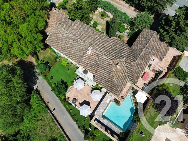 Afficher la photo en grand maison à vendre - 9 pièces - 350.0 m2 - GRIMAUD - 83 - PROVENCE-ALPES-COTE-D-AZUR - Century 21 Thomas Thum Immobilier