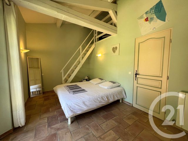 Afficher la photo en grand maison à vendre - 9 pièces - 350.0 m2 - GRIMAUD - 83 - PROVENCE-ALPES-COTE-D-AZUR - Century 21 Thomas Thum Immobilier