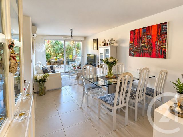 Appartement F3 à vendre - 3 pièces - 80.0 m2 - COGOLIN - 83 - PROVENCE-ALPES-COTE-D-AZUR - Century 21 Thomas Thum Immobilier