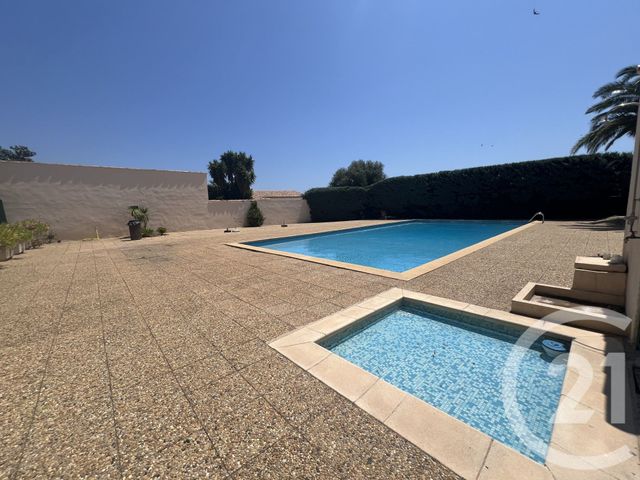 Appartement F2 à vendre - 2 pièces - 29.7 m2 - LE PLAN DE LA TOUR - 83 - PROVENCE-ALPES-COTE-D-AZUR - Century 21 Thomas Thum Immobilier