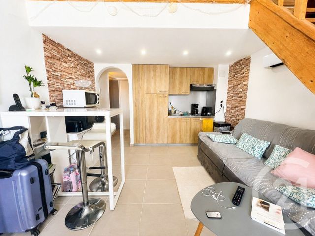 Appartement F2 à vendre - 2 pièces - 29.7 m2 - LE PLAN DE LA TOUR - 83 - PROVENCE-ALPES-COTE-D-AZUR - Century 21 Thomas Thum Immobilier