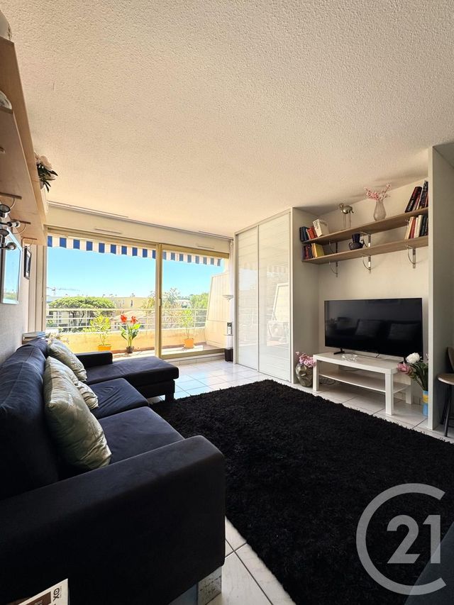 Appartement Studio à vendre - 1 pièce - 25.0 m2 - ST TROPEZ - 83 - PROVENCE-ALPES-COTE-D-AZUR - Century 21 Thomas Thum Immobilier