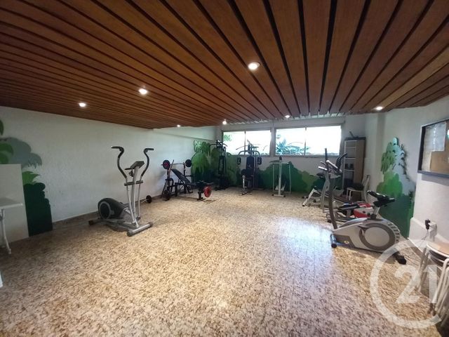 Appartement Studio à vendre - 1 pièce - 25.0 m2 - ST TROPEZ - 83 - PROVENCE-ALPES-COTE-D-AZUR - Century 21 Thomas Thum Immobilier