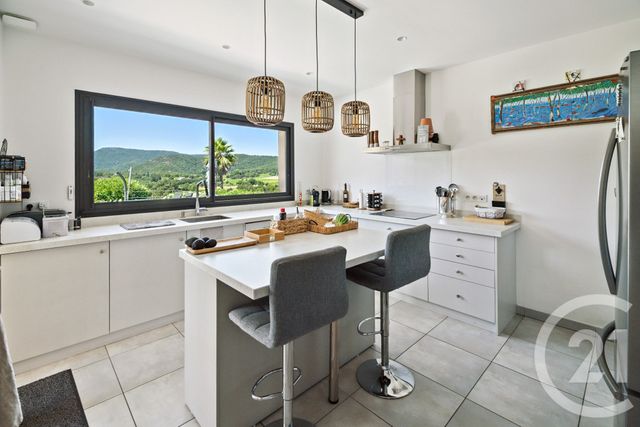 maison à vendre - 5 pièces - 184.2 m2 - COGOLIN - 83 - PROVENCE-ALPES-COTE-D-AZUR - Century 21 Thomas Thum Immobilier