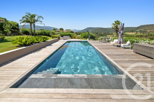 maison à vendre - 5 pièces - 184.2 m2 - COGOLIN - 83 - PROVENCE-ALPES-COTE-D-AZUR - Century 21 Thomas Thum Immobilier