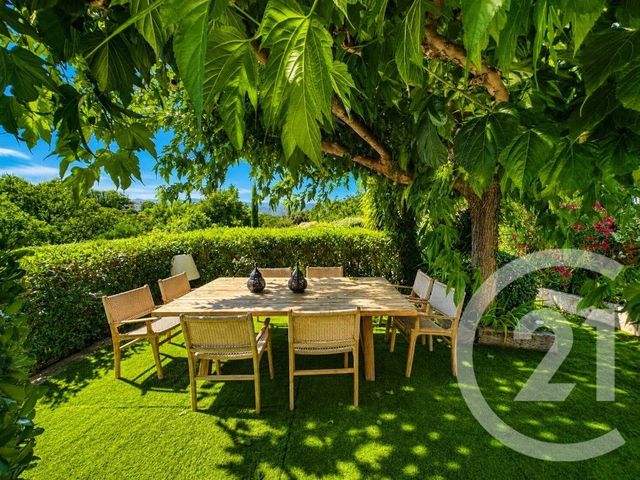 maison à vendre - 6 pièces - 170.0 m2 - COGOLIN - 83 - PROVENCE-ALPES-COTE-D-AZUR - Century 21 Thomas Thum Immobilier