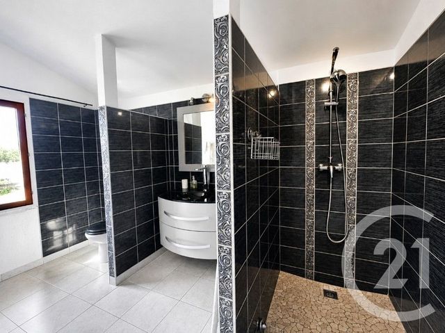 maison à vendre - 6 pièces - 170.0 m2 - COGOLIN - 83 - PROVENCE-ALPES-COTE-D-AZUR - Century 21 Thomas Thum Immobilier