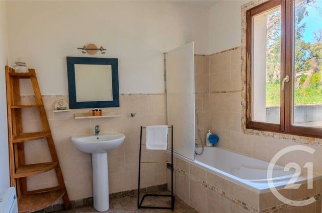 maison à vendre - 10 pièces - 300.0 m2 - COGOLIN - 83 - PROVENCE-ALPES-COTE-D-AZUR - Century 21 Thomas Thum Immobilier