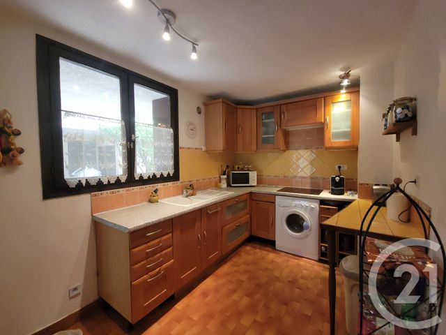 Afficher la photo en grand Appartement T3 à vendre - 3 pièces - 64.79 m2 - COGOLIN - 83 - PROVENCE-ALPES-COTE-D-AZUR - Century 21 Thomas Thum Immobilier