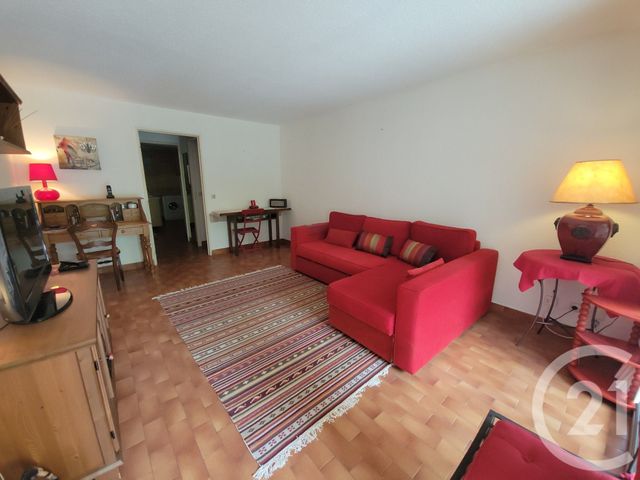 Afficher la photo en grand Appartement T3 à vendre - 3 pièces - 64.79 m2 - COGOLIN - 83 - PROVENCE-ALPES-COTE-D-AZUR - Century 21 Thomas Thum Immobilier