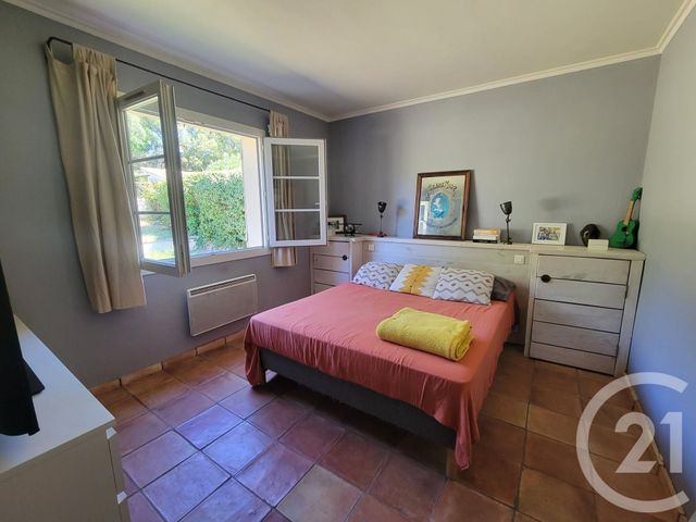 Afficher la photo en grand maison à vendre - 4 pièces - 148.0 m2 - LA MOLE - 83 - PROVENCE-ALPES-COTE-D-AZUR - Century 21 Thomas Thum Immobilier