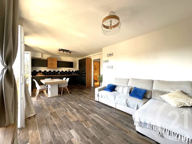 Appartement F3 à vendre - 3 pièces - 64.0 m2 - COGOLIN - 83 - PROVENCE-ALPES-COTE-D-AZUR - Century 21 Thomas Thum Immobilier