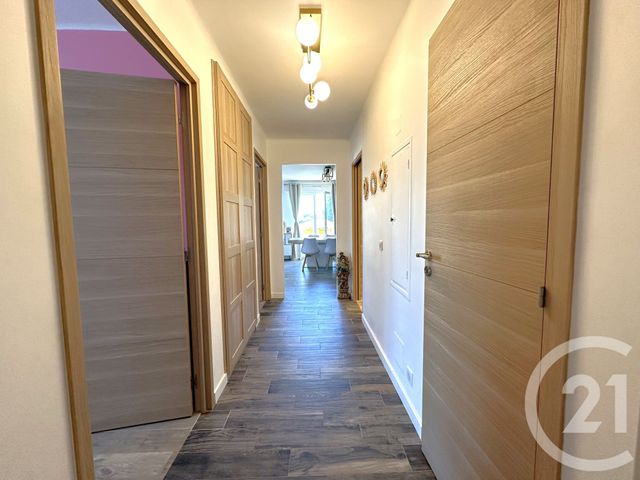 Appartement F3 à vendre - 3 pièces - 64.0 m2 - COGOLIN - 83 - PROVENCE-ALPES-COTE-D-AZUR - Century 21 Thomas Thum Immobilier