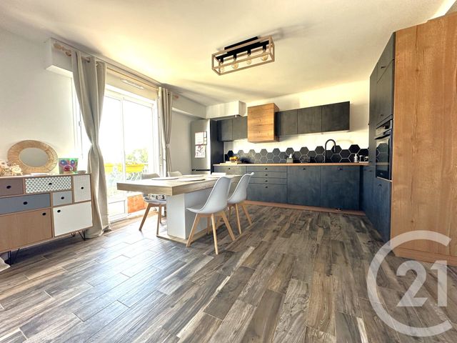 Appartement F3 à vendre - 3 pièces - 64.0 m2 - COGOLIN - 83 - PROVENCE-ALPES-COTE-D-AZUR - Century 21 Thomas Thum Immobilier