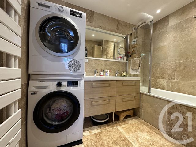 Appartement F3 à vendre - 3 pièces - 64.0 m2 - COGOLIN - 83 - PROVENCE-ALPES-COTE-D-AZUR - Century 21 Thomas Thum Immobilier