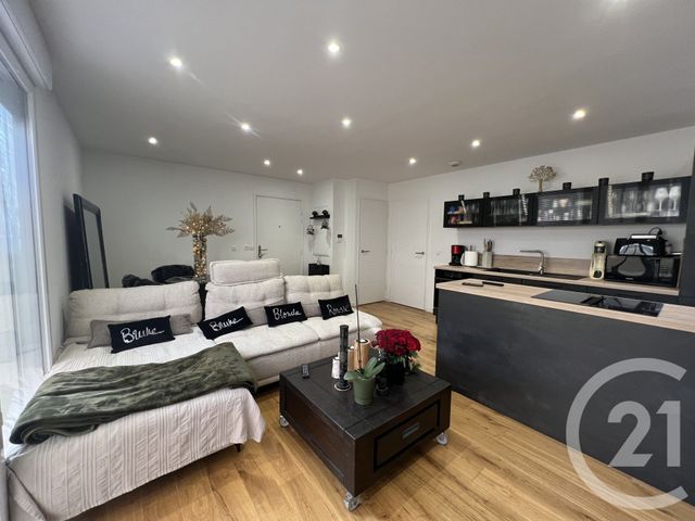 Appartement F3 à vendre - 3 pièces - 65.0 m2 - COGOLIN - 83 - PROVENCE-ALPES-COTE-D-AZUR - Century 21 Thomas Thum Immobilier