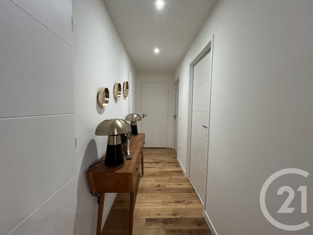 Appartement F3 à vendre - 3 pièces - 65.0 m2 - COGOLIN - 83 - PROVENCE-ALPES-COTE-D-AZUR - Century 21 Thomas Thum Immobilier