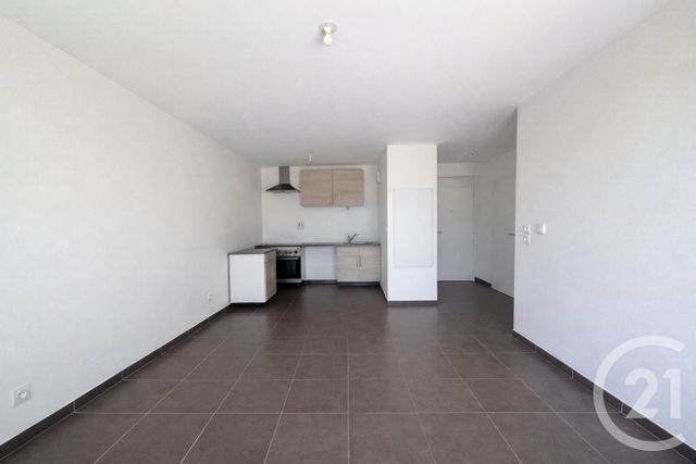 Appartement F2 à vendre - 2 pièces - 40.68 m2 - COGOLIN - 83 - PROVENCE-ALPES-COTE-D-AZUR - Century 21 Thomas Thum Immobilier