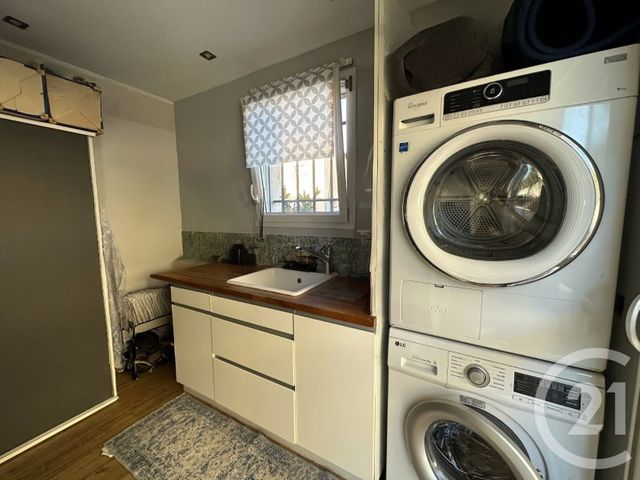 maison à vendre - 4 pièces - 85.0 m2 - GRIMAUD - 83 - PROVENCE-ALPES-COTE-D-AZUR - Century 21 Thomas Thum Immobilier