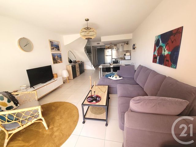 Appartement Duplex à vendre - 3 pièces - 60.56 m2 - GRIMAUD - 83 - PROVENCE-ALPES-COTE-D-AZUR - Century 21 Thomas Thum Immobilier