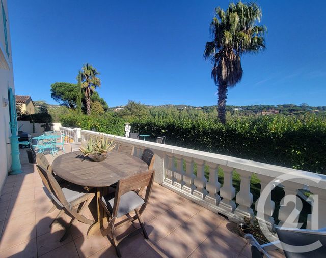 Appartement T4 à vendre - 4 pièces - 116.02 m2 - STE MAXIME - 83 - PROVENCE-ALPES-COTE-D-AZUR - Century 21 Thomas Thum Immobilier