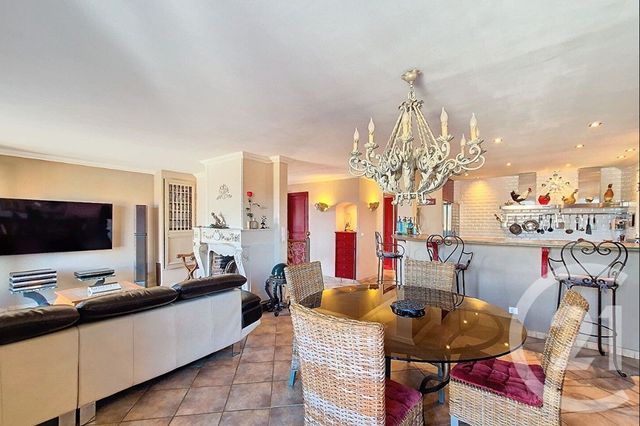 maison à vendre - 4 pièces - 123.0 m2 - COGOLIN - 83 - PROVENCE-ALPES-COTE-D-AZUR - Century 21 Thomas Thum Immobilier