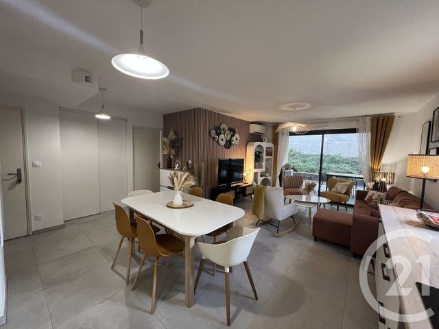 Appartement F3 à vendre - 3 pièces - 71.04 m2 - COGOLIN - 83 - PROVENCE-ALPES-COTE-D-AZUR - Century 21 Thomas Thum Immobilier