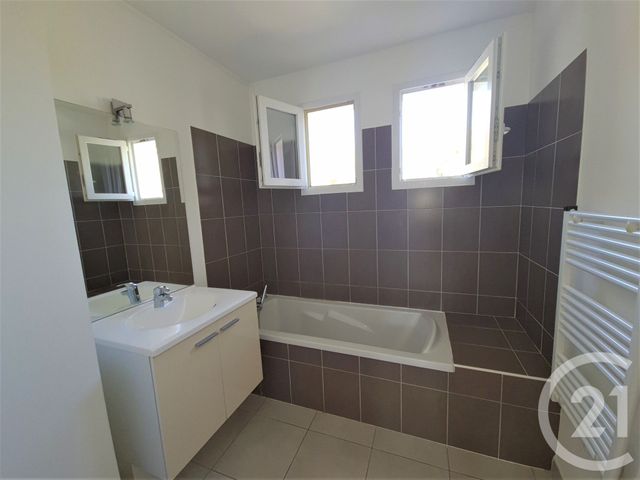 maison à vendre - 3 pièces - 67.0 m2 - COGOLIN - 83 - PROVENCE-ALPES-COTE-D-AZUR - Century 21 Thomas Thum Immobilier