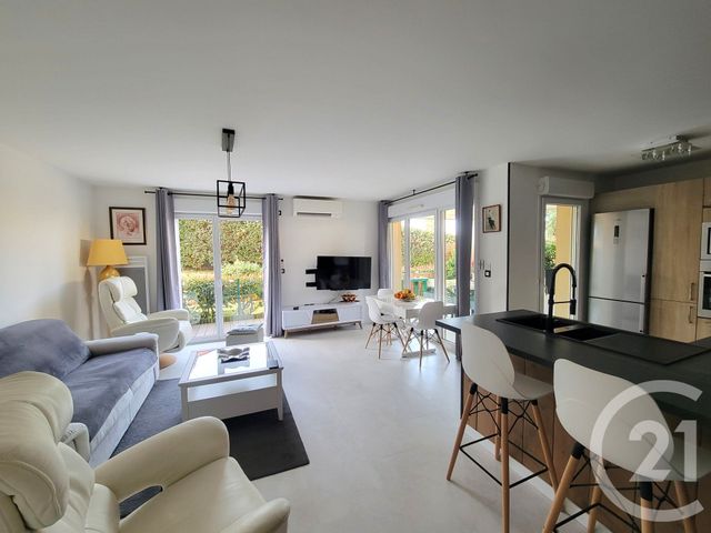 Appartement T3 à vendre - 3 pièces - 64.2 m2 - LA CROIX VALMER - 83 - PROVENCE-ALPES-COTE-D-AZUR - Century 21 Thomas Thum Immobilier