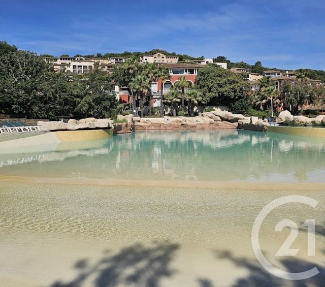 Appartement T2 à vendre - 2 pièces - 29.0 m2 - GRIMAUD - 83 - PROVENCE-ALPES-COTE-D-AZUR - Century 21 Thomas Thum Immobilier