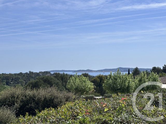 Appartement T2 à vendre - 2 pièces - 29.0 m2 - GRIMAUD - 83 - PROVENCE-ALPES-COTE-D-AZUR - Century 21 Thomas Thum Immobilier