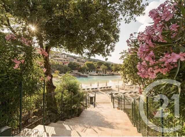Appartement T2 à vendre - 2 pièces - 29.0 m2 - GRIMAUD - 83 - PROVENCE-ALPES-COTE-D-AZUR - Century 21 Thomas Thum Immobilier
