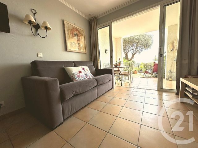 Appartement T2 à vendre - 2 pièces - 29.0 m2 - GRIMAUD - 83 - PROVENCE-ALPES-COTE-D-AZUR - Century 21 Thomas Thum Immobilier