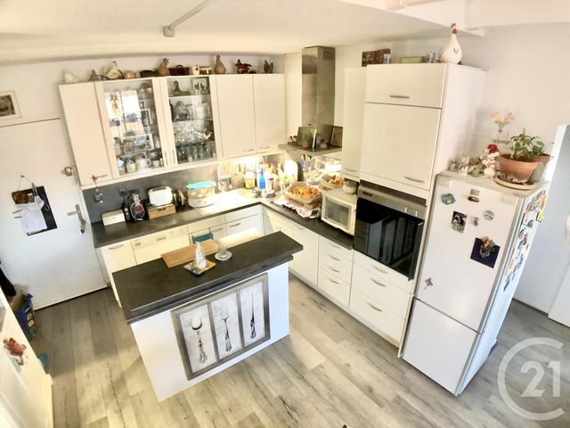 Afficher la photo en grand Appartement F3 à vendre - 3 pièces - 65.0 m2 - COGOLIN - 83 - PROVENCE-ALPES-COTE-D-AZUR - Century 21 Thomas Thum Immobilier