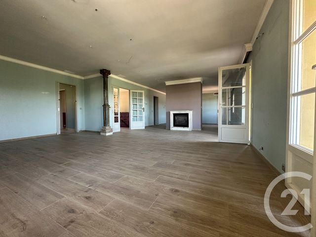 maison à vendre - 8 pièces - 275.0 m2 - COGOLIN - 83 - PROVENCE-ALPES-COTE-D-AZUR - Century 21 Thomas Thum Immobilier