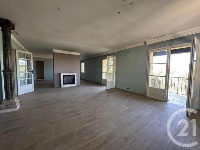 maison à vendre - 8 pièces - 275.0 m2 - COGOLIN - 83 - PROVENCE-ALPES-COTE-D-AZUR - Century 21 Thomas Thum Immobilier