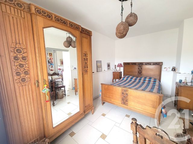 Appartement T4 à vendre - 4 pièces - 73.97 m2 - COGOLIN - 83 - PROVENCE-ALPES-COTE-D-AZUR - Century 21 Thomas Thum Immobilier
