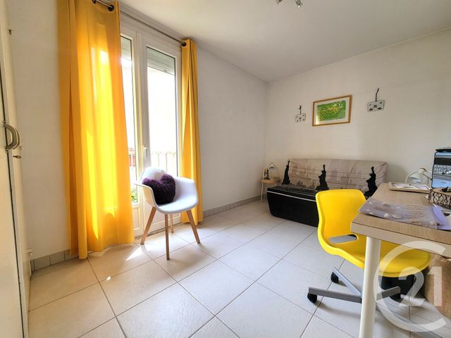Appartement T4 à vendre - 4 pièces - 73.97 m2 - COGOLIN - 83 - PROVENCE-ALPES-COTE-D-AZUR - Century 21 Thomas Thum Immobilier