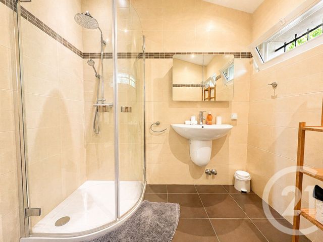 maison à vendre - 6 pièces - 180.0 m2 - COGOLIN - 83 - PROVENCE-ALPES-COTE-D-AZUR - Century 21 Thomas Thum Immobilier