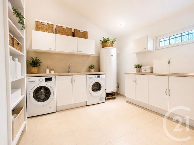 maison à vendre - 6 pièces - 180.0 m2 - COGOLIN - 83 - PROVENCE-ALPES-COTE-D-AZUR - Century 21 Thomas Thum Immobilier