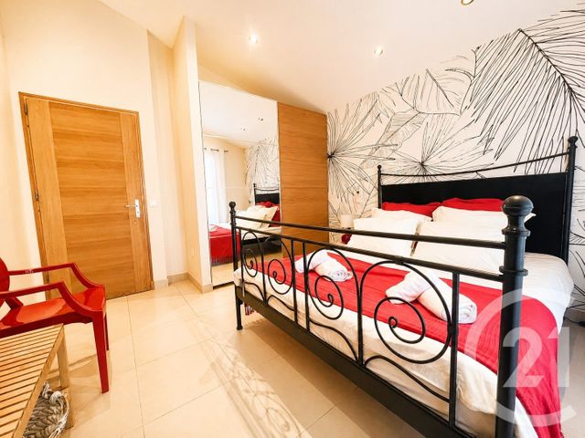 maison à vendre - 6 pièces - 180.0 m2 - COGOLIN - 83 - PROVENCE-ALPES-COTE-D-AZUR - Century 21 Thomas Thum Immobilier
