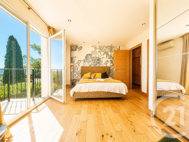 maison à vendre - 6 pièces - 180.0 m2 - COGOLIN - 83 - PROVENCE-ALPES-COTE-D-AZUR - Century 21 Thomas Thum Immobilier