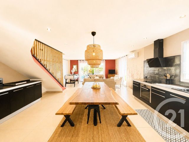 maison à vendre - 6 pièces - 180.0 m2 - COGOLIN - 83 - PROVENCE-ALPES-COTE-D-AZUR - Century 21 Thomas Thum Immobilier
