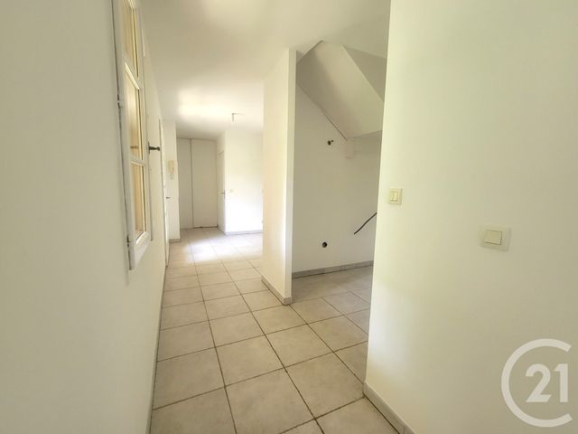 Appartement T3 à vendre - 3 pièces - 73.08 m2 - GRIMAUD - 83 - PROVENCE-ALPES-COTE-D-AZUR - Century 21 Thomas Thum Immobilier